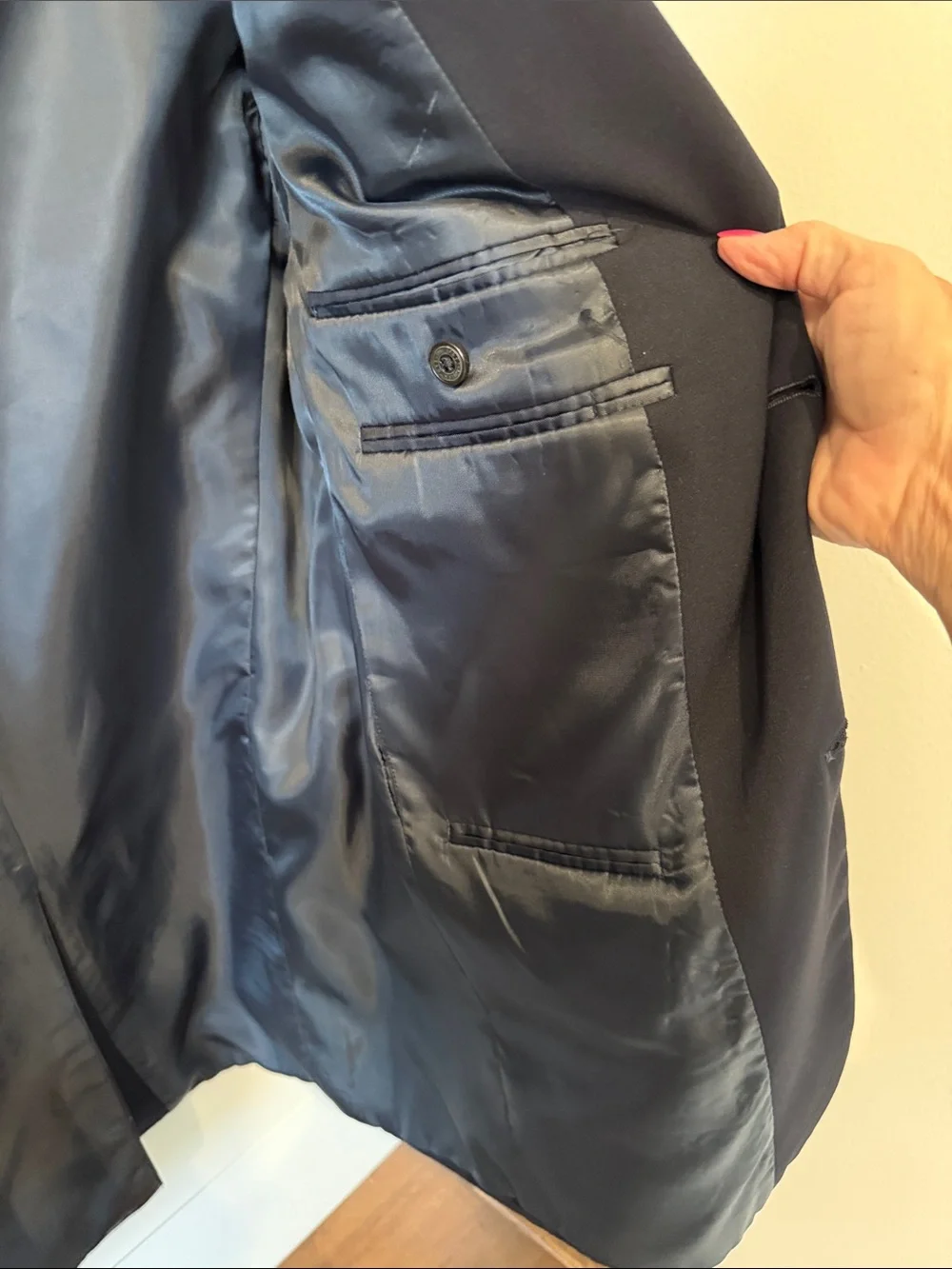 Men's Navy Single-Breasted Blazer - Classic Tailored Style 40R